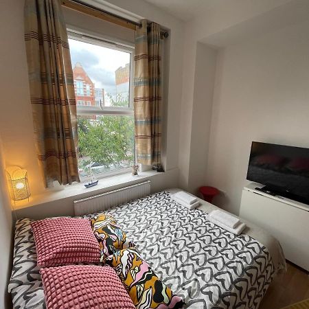 Spacious Family Flat لندن المظهر الخارجي الصورة